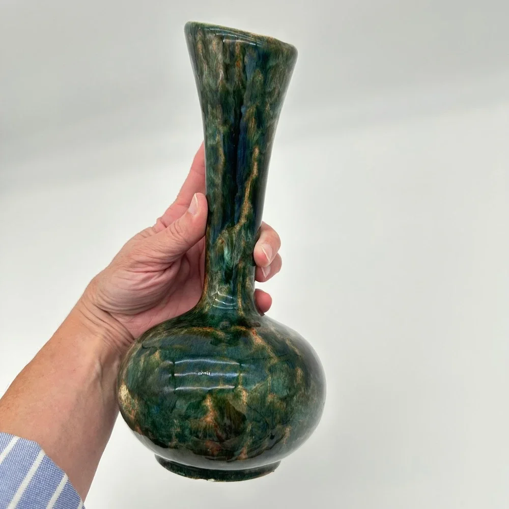 Blue Mountain Pottery Bud Vase 383 8.5